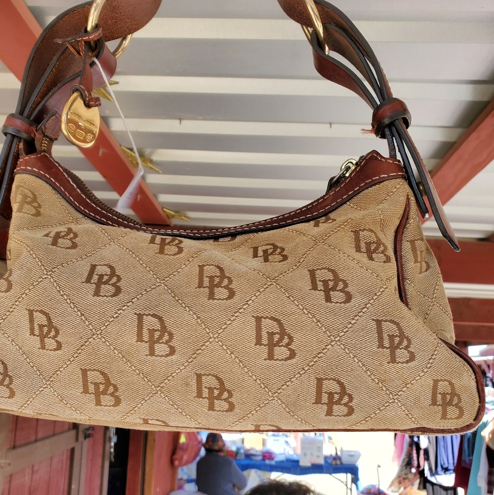 Dooney and bourke handbag